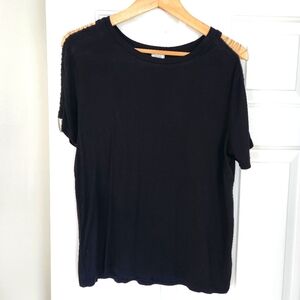 Cutout shoulder chain T shirt, unworn 6